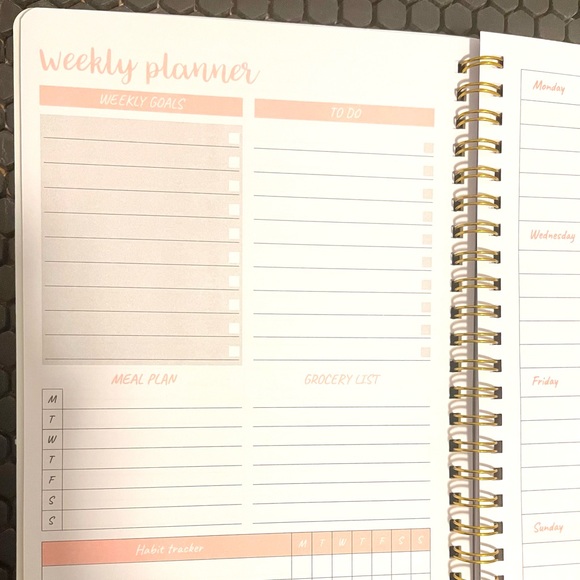 ‼️ SALE ‼️ 52 Weekly Fill-in Planner - Picture 4 of 7